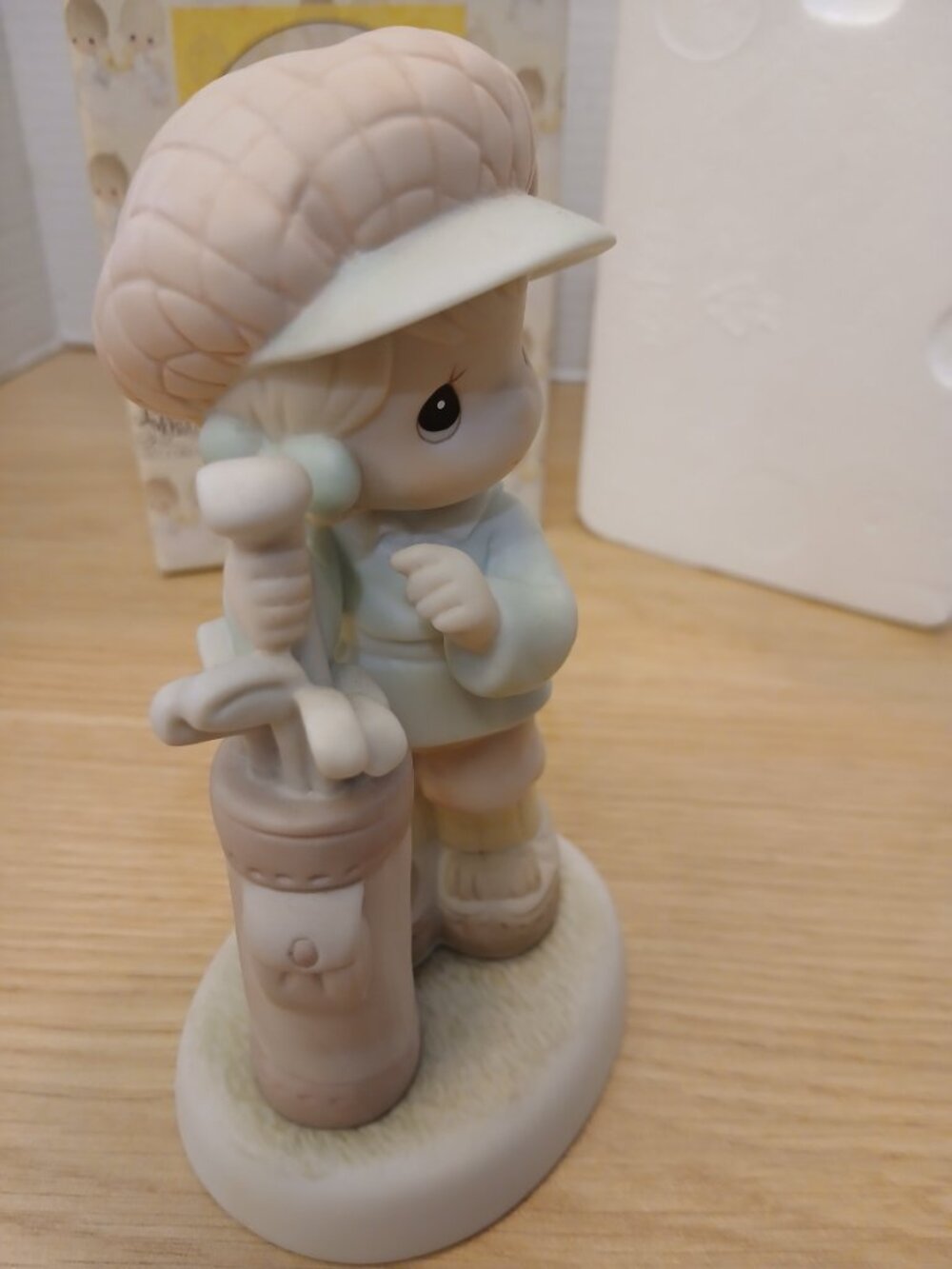 Precious Moments Lord Let Me You Suit Me To A Tee Golf Porcelain Figurine 526193 - Picture 5 of 7